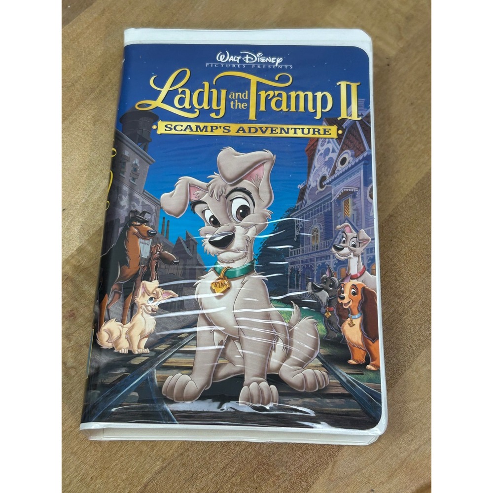 Disney VHS Movie Lady and the Tramp II‎ Scamp's Adventure Clamshell G Rating